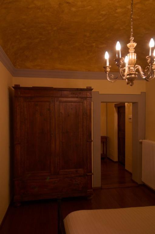 Locanda Guelfo Tredozio Habitación foto